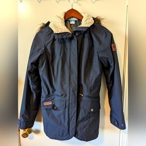 Get Ready for Winter! Never Worn Columbia Sherpa Jacket - Size Small